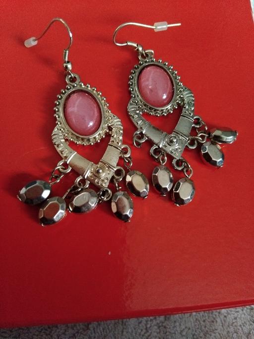 Buy & Sell Kemsley Swale - Photos for pink earrings