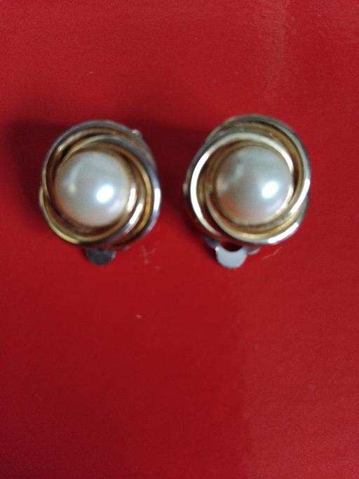 Buy & Sell Milton Regis Swale - Photos for pearl clip on earrings
