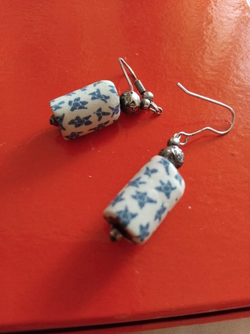 Buy & Sell Milton Regis Swale - Photos for blue and white earrings