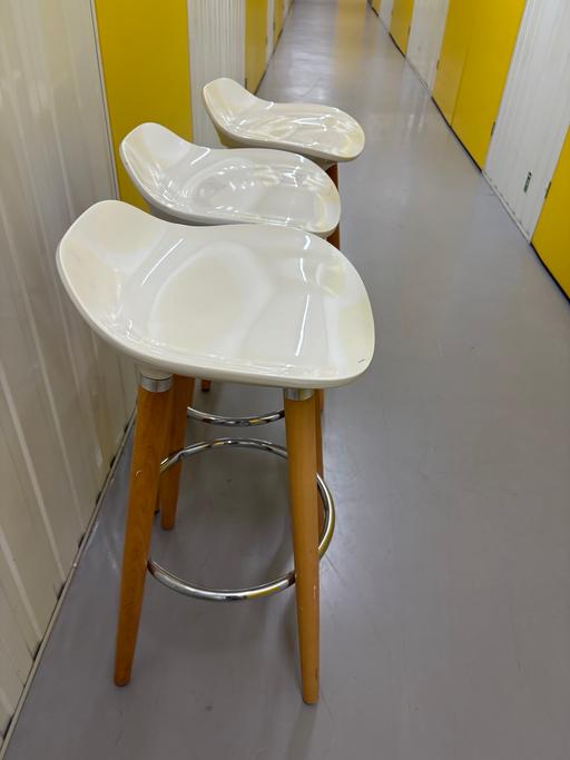 Buy & Sell Friern Barnet North London - Photos for Bar stools x3