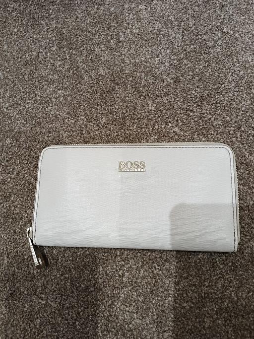 Buy & Sell Shadsworth Business Park Blackburn with Darwen - Photos for Designer purse