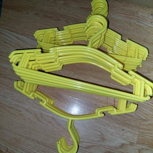 Buy & Sell Ocker Hill Sandwell - Photos for kids yellow hangers x 3 set