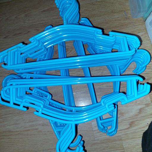 Buy & Sell Ocker Hill Sandwell - Photos for joblot kids plastic hangers x 4 set