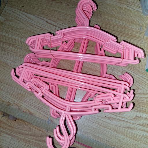 Buy & Sell Wednesbury Sandwell - Photos for joblot kids plastic hangers x 4packs pink