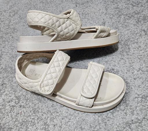 Buy & Sell Runcorn Halton - Photos for Size 5 PRIMARK cream sandals