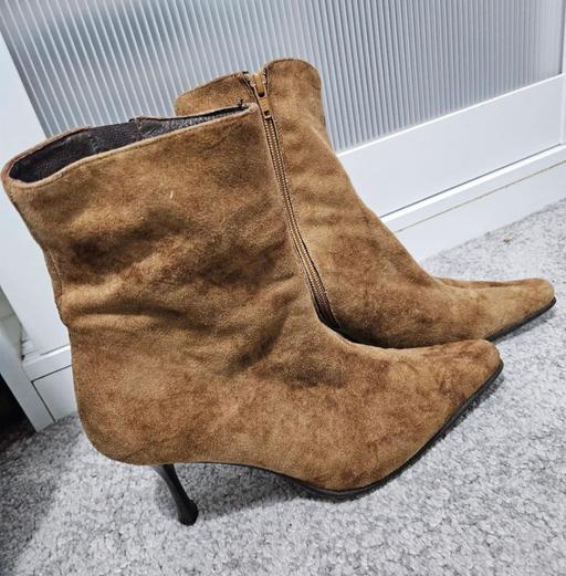 Buy & Sell Halton Brook Halton - Photos for Size 5 boots