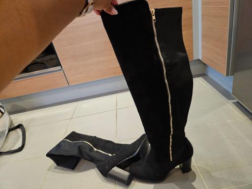 Buy & Sell Corngreaves Trading Estate Sandwell - Photos for Heels
