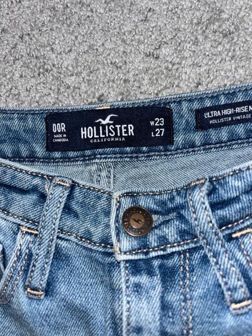 Buy & Sell Surbiton Kingston upon Thames - Photos for Hollister Jeans XS worn once