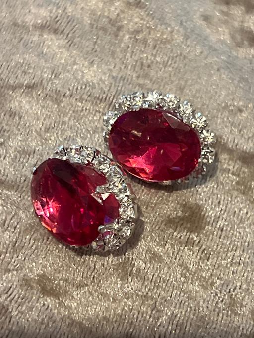 Buy & Sell Rottingdean Brighton - Photos for Beautiful vintage earrings pierced