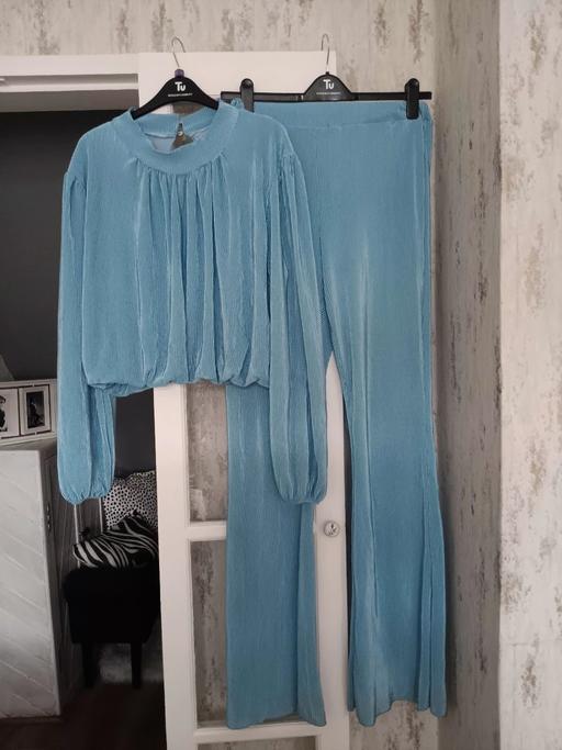 Buy & Sell Hornchurch Havering - Photos for pleated suit small to medium