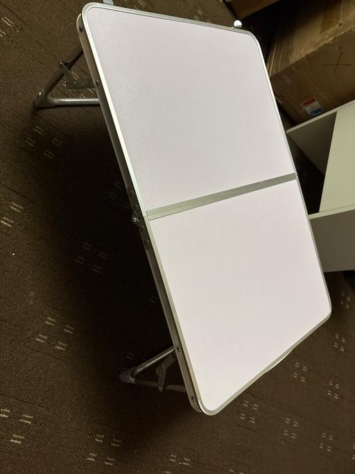 Buy & Sell Duckmanton Chesterfield - Photos for Small folding camping table