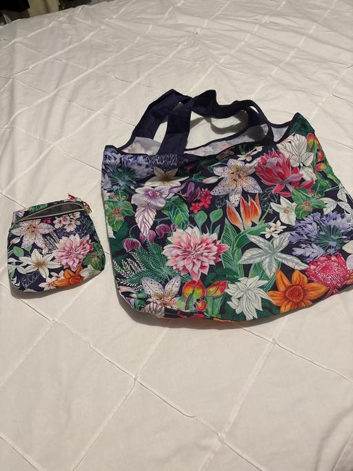 Buy & Sell Woodsetton Dudley - Photos for Tote bag and pouch
