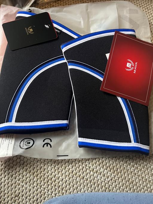 Buy & Sell Wednesfield Wolverhampton - Photos for New small knee compression support pair