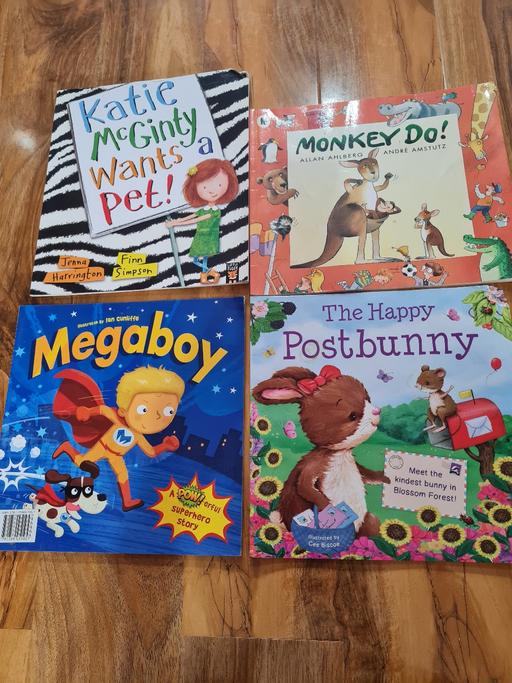 Buy & Sell Chelmsley Wood Solihull - Photos for 4 x kids books