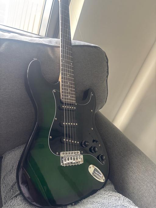 Buy & Sell South Quay East London - Photos for Electric guitar & Amp