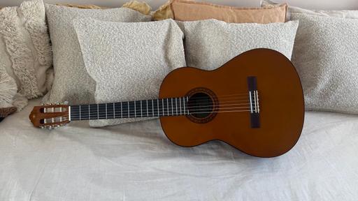 Buy & Sell Southfields South West London - Photos for Yamaha CS40 classical Guitar