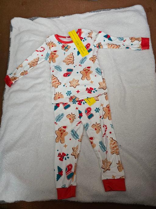 Buy & Sell Blackpool Town Centre Blackpool - Photos for Christmas pyjamas age 3 yrs BNWT