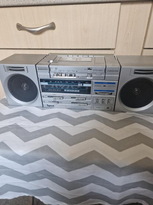 Buy & Sell Wandsworth South West London - Photos for Ingersoll radio cassette recorder small porta
