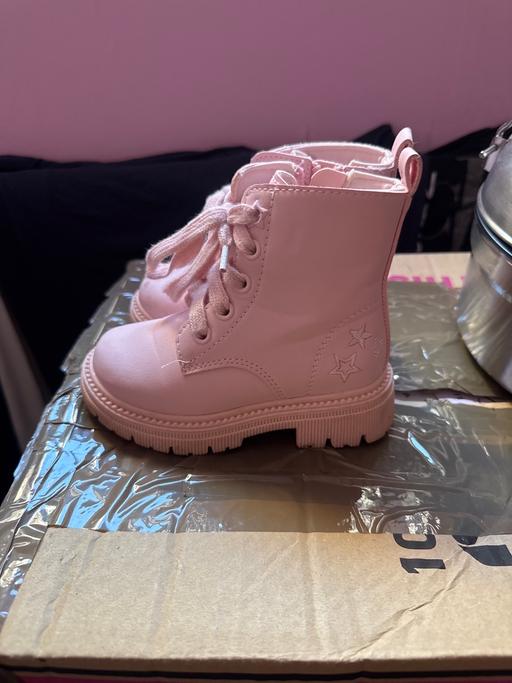 Buy & Sell Plumstead South East London - Photos for Kids girls boots size 6