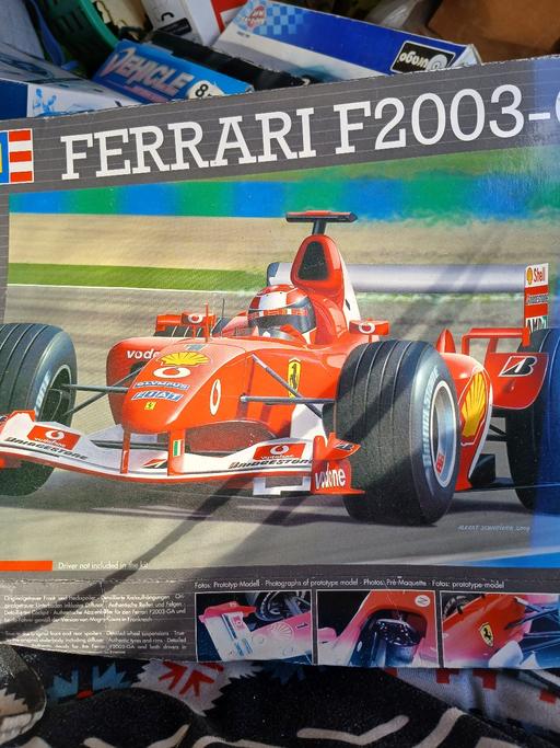 Classes Netherton Dudley - Photos for revell 1,24 Ferrari f2oo3 ga