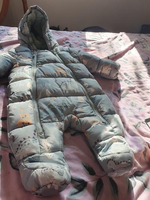 Buy & Sell Willenhall Walsall - Photos for 0-3 snowsuit