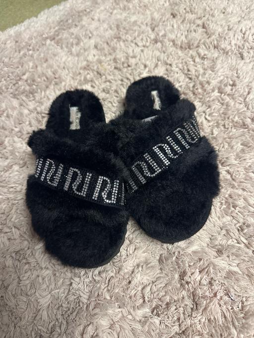 Buy & Sell Bickley South East London - Photos for Girls slipper size c12