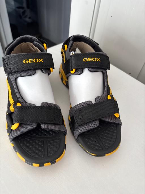 Buy & Sell Duckmanton Chesterfield - Photos for Boys Geox sandles