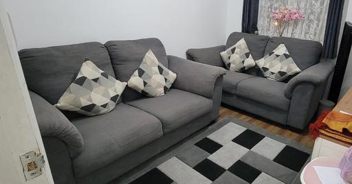 Buy & Sell Loxford East London - Photos for 2+2 seater febric sofa