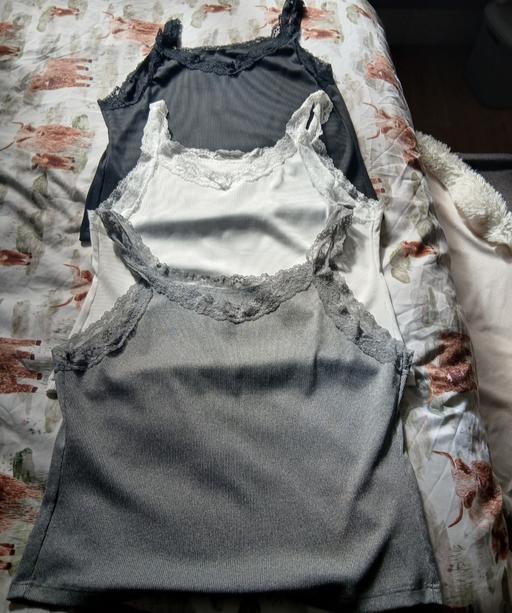 Buy & Sell Ocker Hill Sandwell - Photos for Set of 3 vest tops