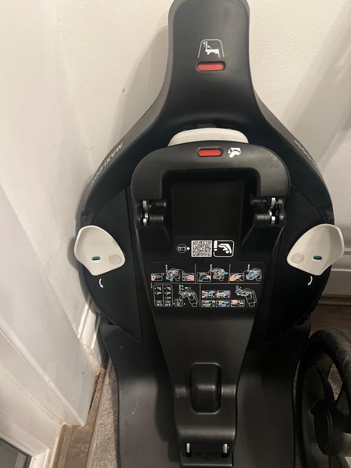 Buy & Sell Redbridge East London - Photos for Maxi cosi family fix 360 pro