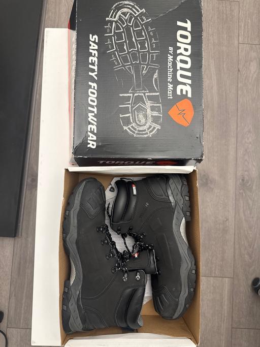 Buy & Sell Bentley Heath Hertsmere - Photos for Safety boots