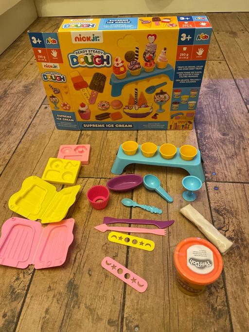 Buy & Sell Rowley Village Sandwell - Photos for Ready steady dough ice cream set