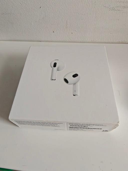 Buy & Sell Belmont North West London - Photos for Apple AirPods 3rd Generation 100% Genuine In