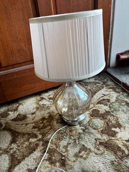Buy & Sell Kidbrooke South East London - Photos for Vintage table glass bowl silver base lamp