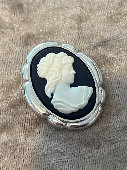 Buy & Sell Ovingdean Brighton - Photos for Beautiful vintage brooch