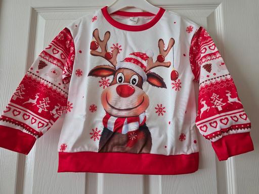 Buy & Sell Blackpool Town Centre Blackpool - Photos for Reindeer sweatshirt age 5 yrs NEW