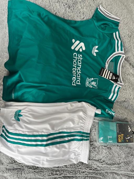 Buy & Sell Cronton Knowsley - Photos for Replica Liverpool kits