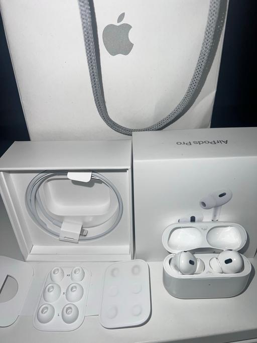 Buy & Sell Essington Wolverhampton - Photos for Apple Air Pods Pro 2
