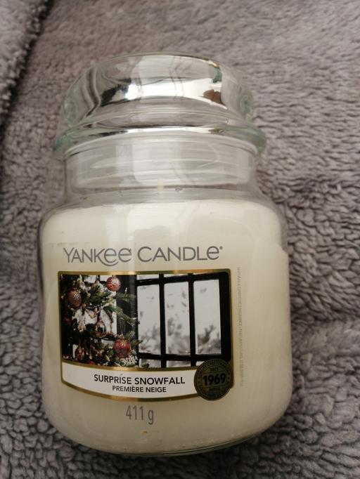 Buy & Sell Dosthill Tamworth - Photos for YANKEE CANDLE MEDIUM