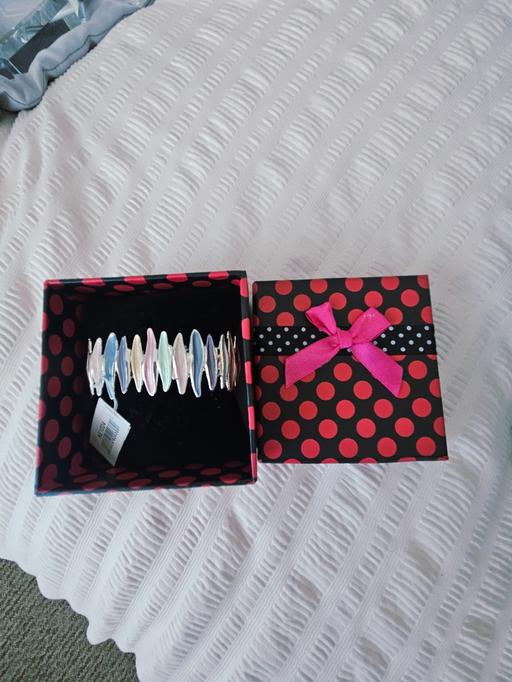 Buy & Sell Newton Doncaster - Photos for Bracelet..NEW and boxed.