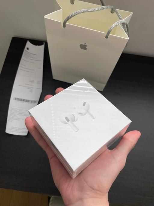 Buy & Sell Dagenham Barking and Dagenham - Photos for Apple AirPods Pro (1st Gen.)