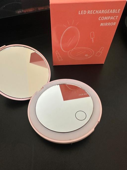 Buy & Sell Bedworth Nuneaton and Bedworth - Photos for Make up mirror with led RRP £17