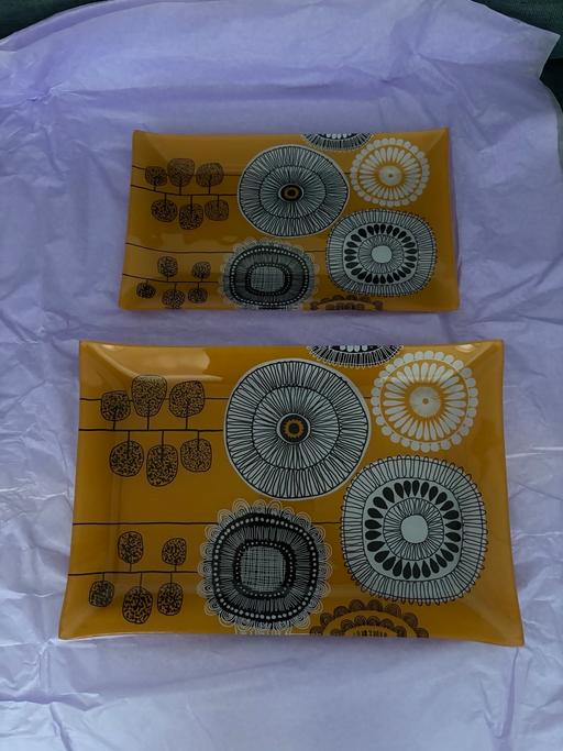 Buy & Sell Kidbrooke South East London - Photos for Set of decortive plates with floral patterns