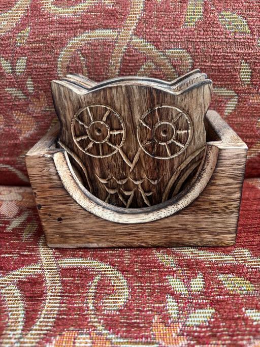 Buy & Sell Kidbrooke South East London - Photos for Vintage hand crated wooden owl coasters
