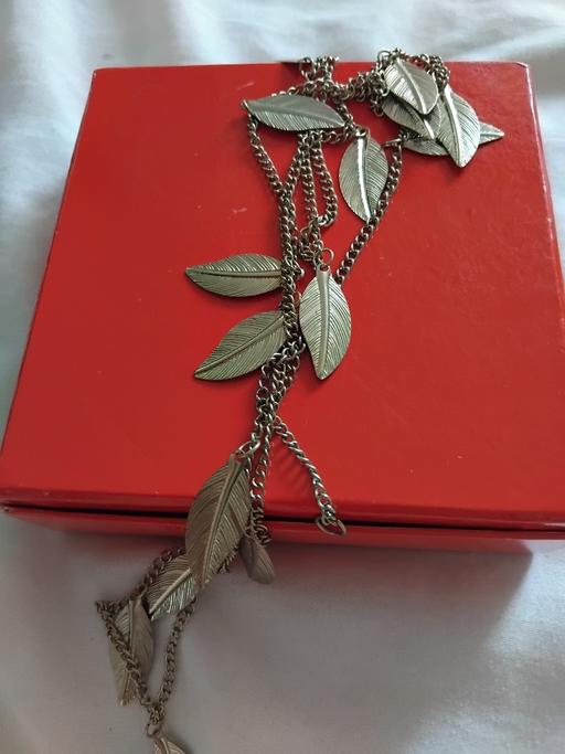 Buy & Sell Milton Regis Swale - Photos for leaf necklace