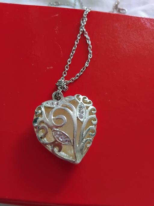 Buy & Sell Kemsley Swale - Photos for heart necklace