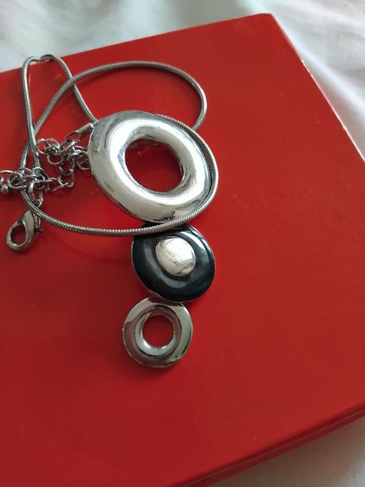 Buy & Sell Milton Regis Swale - Photos for circle necklace