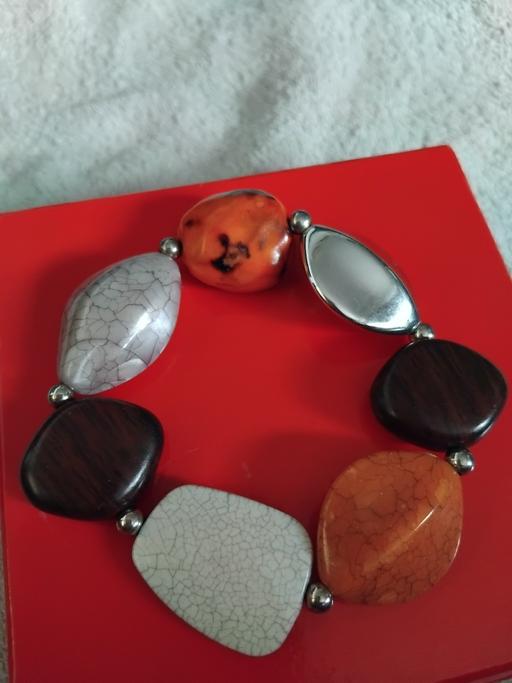 Buy & Sell Kemsley Swale - Photos for multi coloured braclet