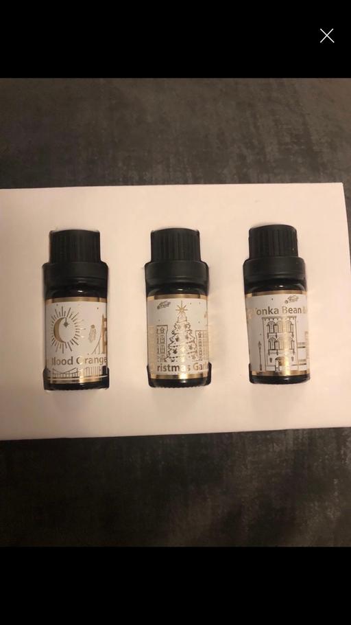 Buy & Sell Longley Sheffield - Photos for Christmas oils x3