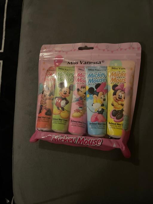 Buy & Sell Maypole Birmingham - Photos for New pack of 5 hand cream. (Stocking filker )